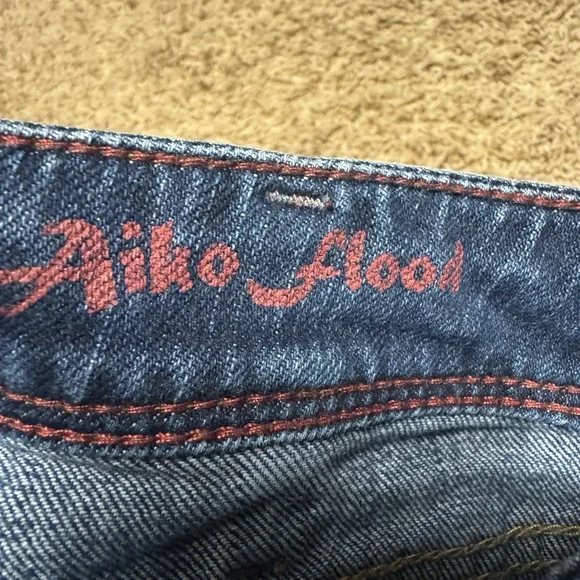 Silver Akio Flood Blue Women's Jeans - Picture 5 of 6